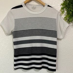 Vintage Xhilaration Short Sleeve Crew Neck Top